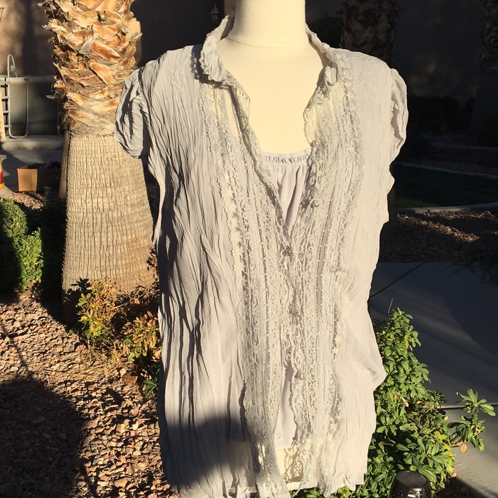 Set of 2 tops